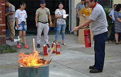 SIMULACRO DE INCENDIO PARA LOS EMPLEADOS EN EL AÑOS 2017